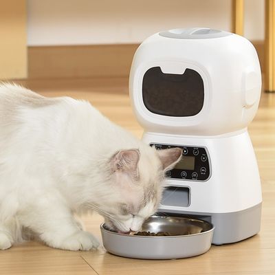 Quiet Running Auto Cat Treat Dispenser 2.4G WiFi App Control with voice Recording
