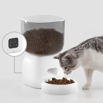 Plastic ​Smart Pet Automatic Feeders Scheduled Dry Food Dispenser For Dogs And Cats